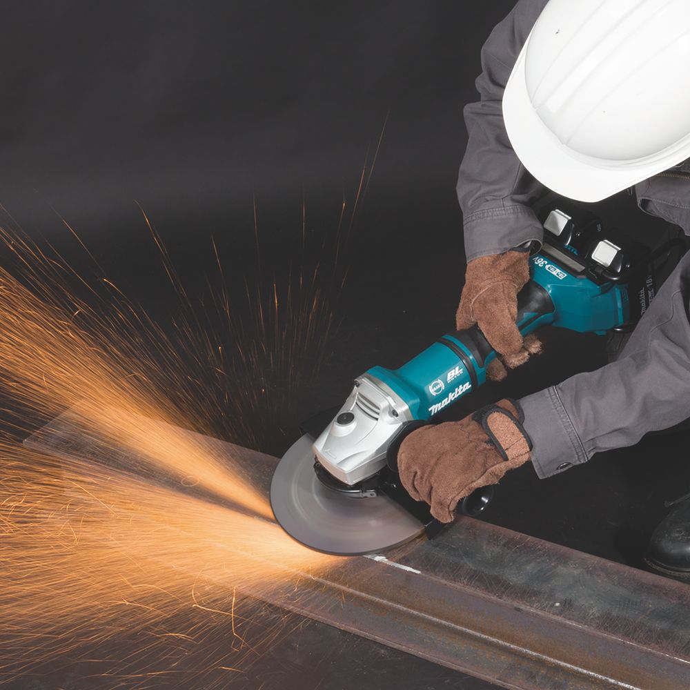 Makita DGA452Z 18V Li-Ion LXT 4 1/2 Cordless Angle Grinder - Bare -  Screwfix