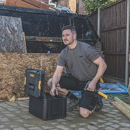 DEWALT Typhoon Short Sleeve T-Shirt Black/Grey Medium 39-41" Chest