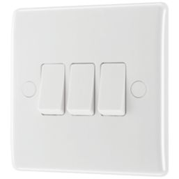 British General 800 Series 10AX 3-Gang 2-Way Light Switch  White