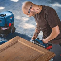 Bosch GHO 18V-26 Professional 18V Li-Ion AMPShare Brushless Cordless Planer - Bare