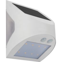 Luceco Prysm
 Outdoor LED Solar-Powered Wall Light, USB Rechargeable With PIR Sensor White 300lm