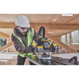 DEWALT DCW620H2-GB 18V 2 x 5Ah Li-Ion PowerStack 1/4" & 1/2" Brushless Cordless Plunge Router