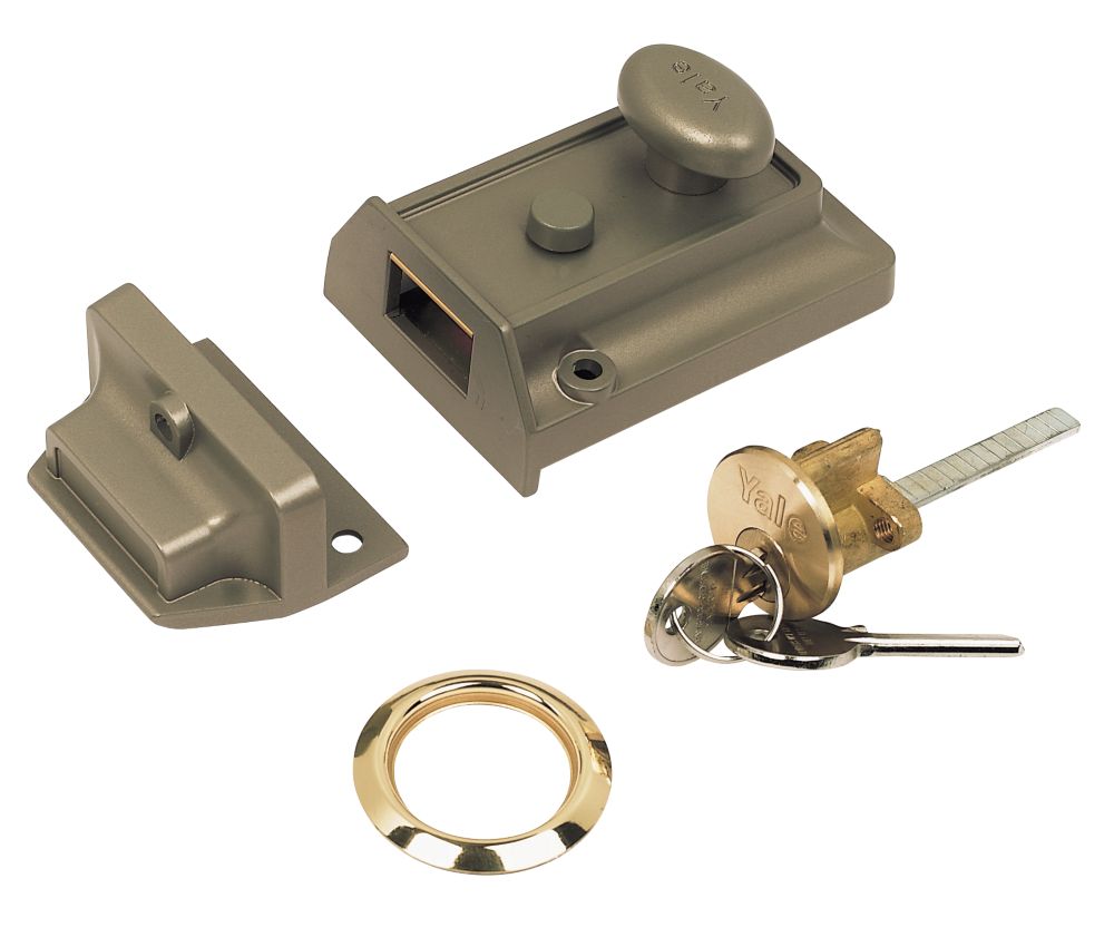 Yale 630077101322 Night Latch Bronze 60mm Backset Screwfix