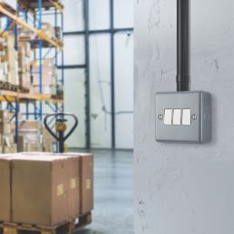 British General  10AX 3-Gang 2-Way Metal Clad Triple Light Switch with White Inserts