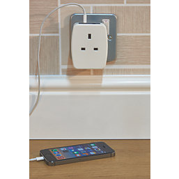 Masterplug 2-Outlet Type A Plug-Through Plug-Through USB Charging Adaptor 2.1A