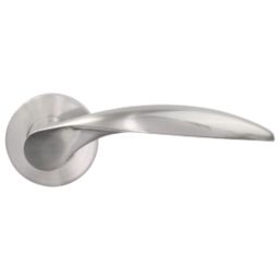 Jigtech Cresta Lever on Rose Door Handles Pair Satin Chrome