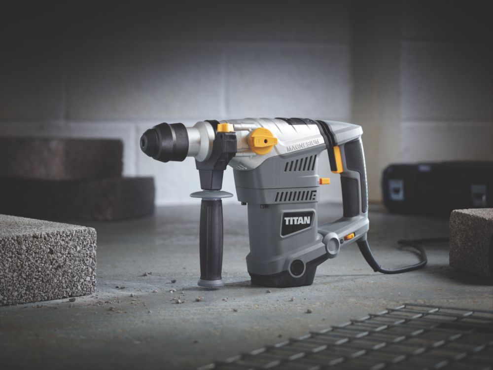 Titan TTB653SDS 5.9kg Electric SDS Plus Drill 230-240V - Screwfix