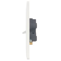 Hager Sollysta WMDP50VN 50A 2-Gang 2P+E Control Switch White with LED