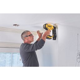 DEWALT DCN662N-XJ 64mm 18V Li-Ion XR Brushless Second Fix Cordless Nail Gun - Bare