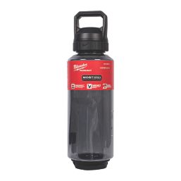 Milwaukee PACKOUT Plastic Bottle With Chug Lid 1420ml Black