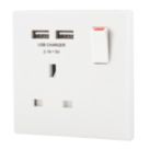 British General 900 Series 13A 1-Gang SP Switched Socket + 2.1A 10.5W 2-Outlet Type A USB Charger White