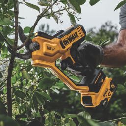 DEWALT DCMPP568P1-GB 18V 1 x 5Ah Li-Ion XR Cordless Bypass Powered Secateurs