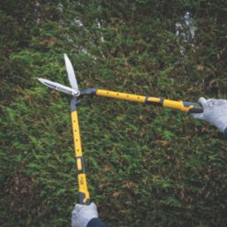 Roughneck XT-Pro Bypass Telescopic Hedge Shears 27 1/2" (700mm)