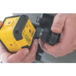Stanley Cross90 STHT77592-1 Green Self-Levelling Cross-Line Laser