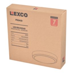 Lexco Pegasi Outdoor Round Photocell LED Bulkhead Light White 17W 1200-1900lm