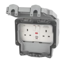 MK Masterseal Plus IP66 13A 2-Gang DP Weatherproof Outdoor Switched Passive RCD Socket