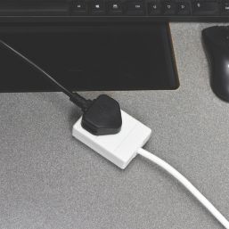 Essentials 13A 1-Gang Unswitched  Extension Lead White 5m