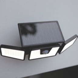 Lutec Briti Outdoor LED Solar-Powered Floodlight With PIR Sensor Black 750lm