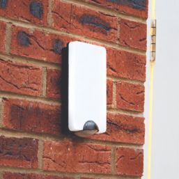 Brackenheath iSpot Frameless Outdoor Slimline LED Bulkhead Light With PIR & Photocell Sensor Black 9W 1150lm