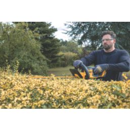 DEWALT DCMHT564N-XJ  55mm 18V Li-Ion XR Brushless Cordless Hedge Trimmer - Bare