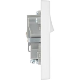 British General 900 Series 13A 1-Gang DP Switched Plug Socket White