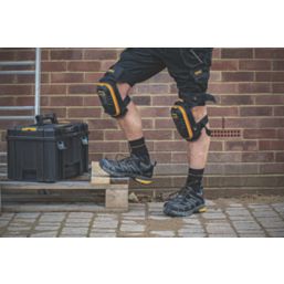 DEWALT Pro Gel Safety Knee Pads with Leg Straps