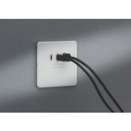 Knightsbridge  5A 63W 3-Outlet Type A & C USB Socket Matt White with White Inserts
