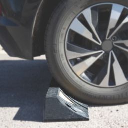 JSP Ridgeback Black / Yellow Wheelstop 900mm x 20mm x 20mm