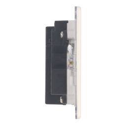 Varilight  13AX 2-Gang Unswitched Socket + 2.1A 10.5W 2-Outlet Type A USB Charger White Chocolate with White Inserts