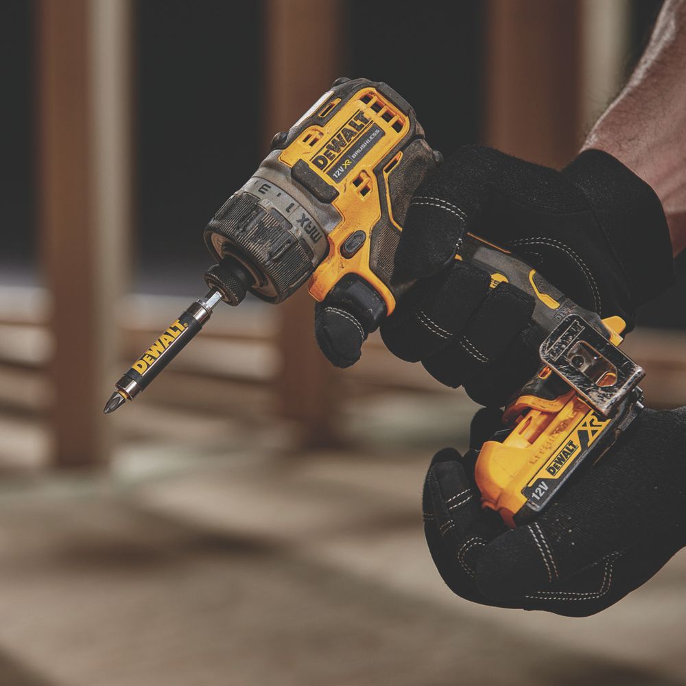 DeWalt DCF601D2 GB 12V 2 x 2.0Ah Li Ion XR Brushless Cordless