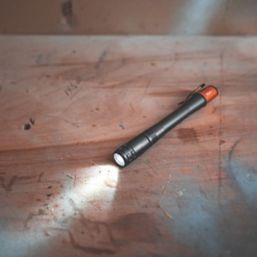 Nebo Inspector 500+ Rechargeable LED Light Graphite 250lm