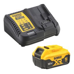 DEWALT DCMHT563P1-GB  55cm 18V 1 x 5.0Ah Li-Ion XR  Cordless Hedge Trimmer