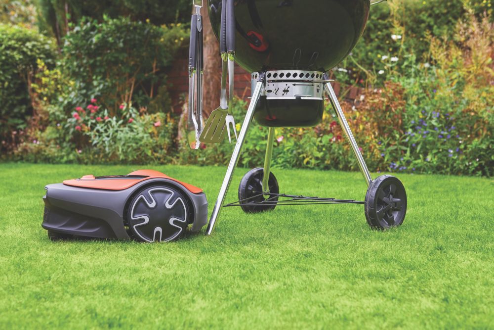 Flymo 18V Li-Ion Brushless Cordless 16mm Easilife Go 250