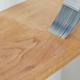 Fortress Trade 2.5Ltr Clear Satin Water-Based Interior Furniture Varnish