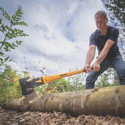 Roughneck Axe 3 1/2lb (1.6kg)