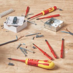 C.K  Mixed Interchangeable VDE Screwdriver Set 9 Pieces