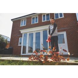 Flymo  3000W 230V Corded Brushless Electric Garden Blower & Vacuum