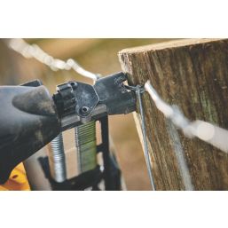 DEWALT Collated Galvanised Fencing Staples 9ga x 45mm 960 Pack