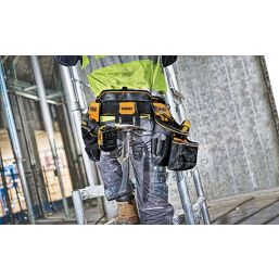 DEWALT  Apron 37-50" Black/Yellow