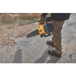 DEWALT  DCMBL562N-XJ 18V Li-Ion XR Brushless Cordless Axial Blower - Bare