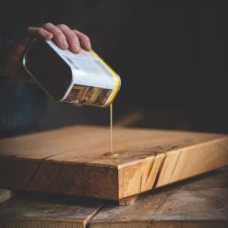 Osmo 0.5Ltr Clear Matt Solvent-Based Interior Wood Finishing Oil