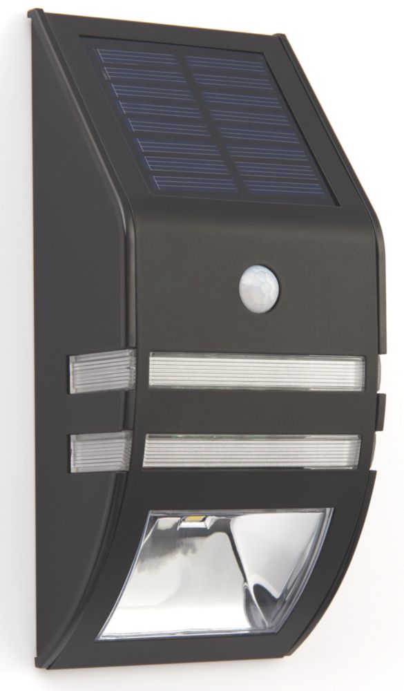 Solar-Powered Outdoor Lighting | Lighting | Screwfix.ie