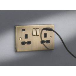 Knightsbridge  13A 2-Gang SP Switched Socket + 4.0A 20W 2-Outlet Type A & C USB Charger Antique Brass with Black Inserts