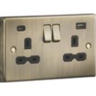 Knightsbridge  13A 2-Gang SP Switched Socket + 4.0A 20W 2-Outlet Type A & C USB Charger Antique Brass with Black Inserts