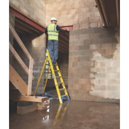Werner Fibreglass 2.01m 6 Step Platform Step Ladder