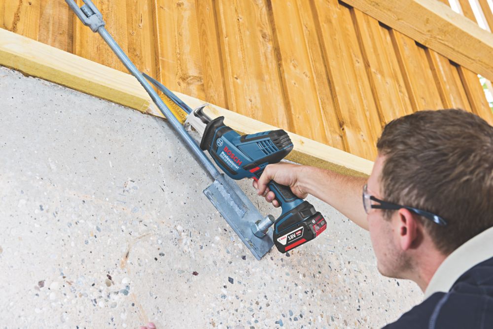 Bosch 18v best sale rip saw