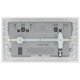 British General 900 Series 13A 2-Gang SP Switched Socket + 3A 45W 2-Outlet Type A & C USB Charger White