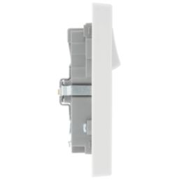 British General 900 Series 13A 2-Gang SP Switched Socket + 3A 45W 2-Outlet Type A & C USB Charger White