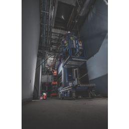 Milwaukee M18HOAL-0 18V Li-Ion RedLithium Cordless Area Light - Bare