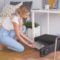 Yale YLFM/200/EG1  PIN Code & Fingerprint Laptop Safe 24.8Ltr